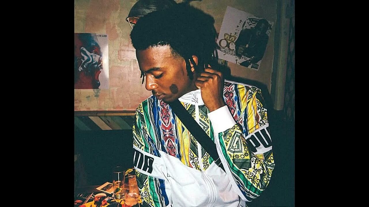 Обои на рабочий стол playboicarti. Made it this far playboi carti. Дом трэвиса скотта. Трэвис скотт 2023. Made it this far playboi carti.