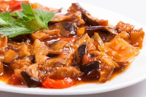 Как готовить баклажаны тушеные с овощами