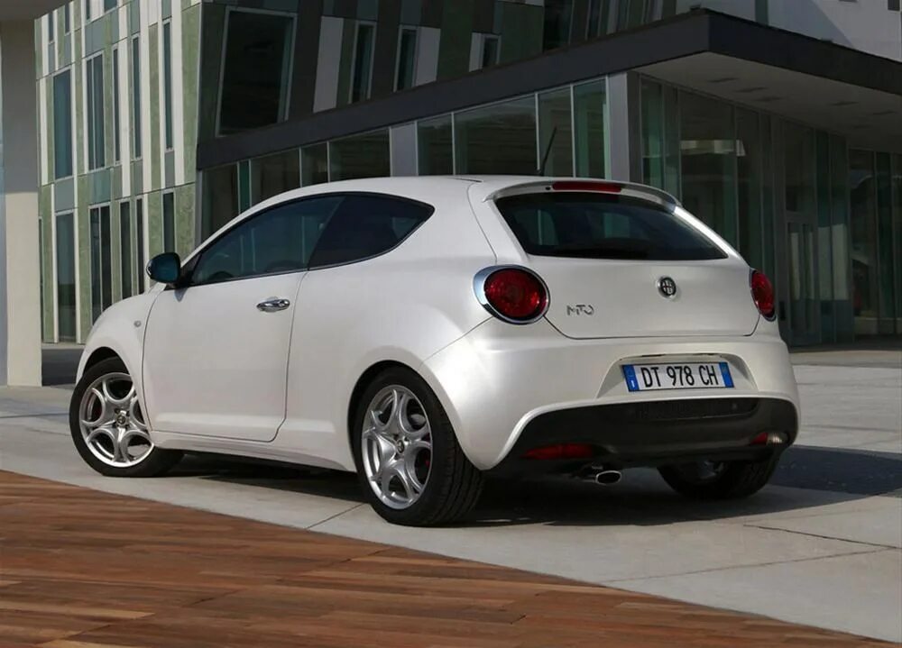 2010 model. Alfa romeo mito. альфа ромео мито 2010. диски alfa romeo mito r16. alfa romeo mito tuning.