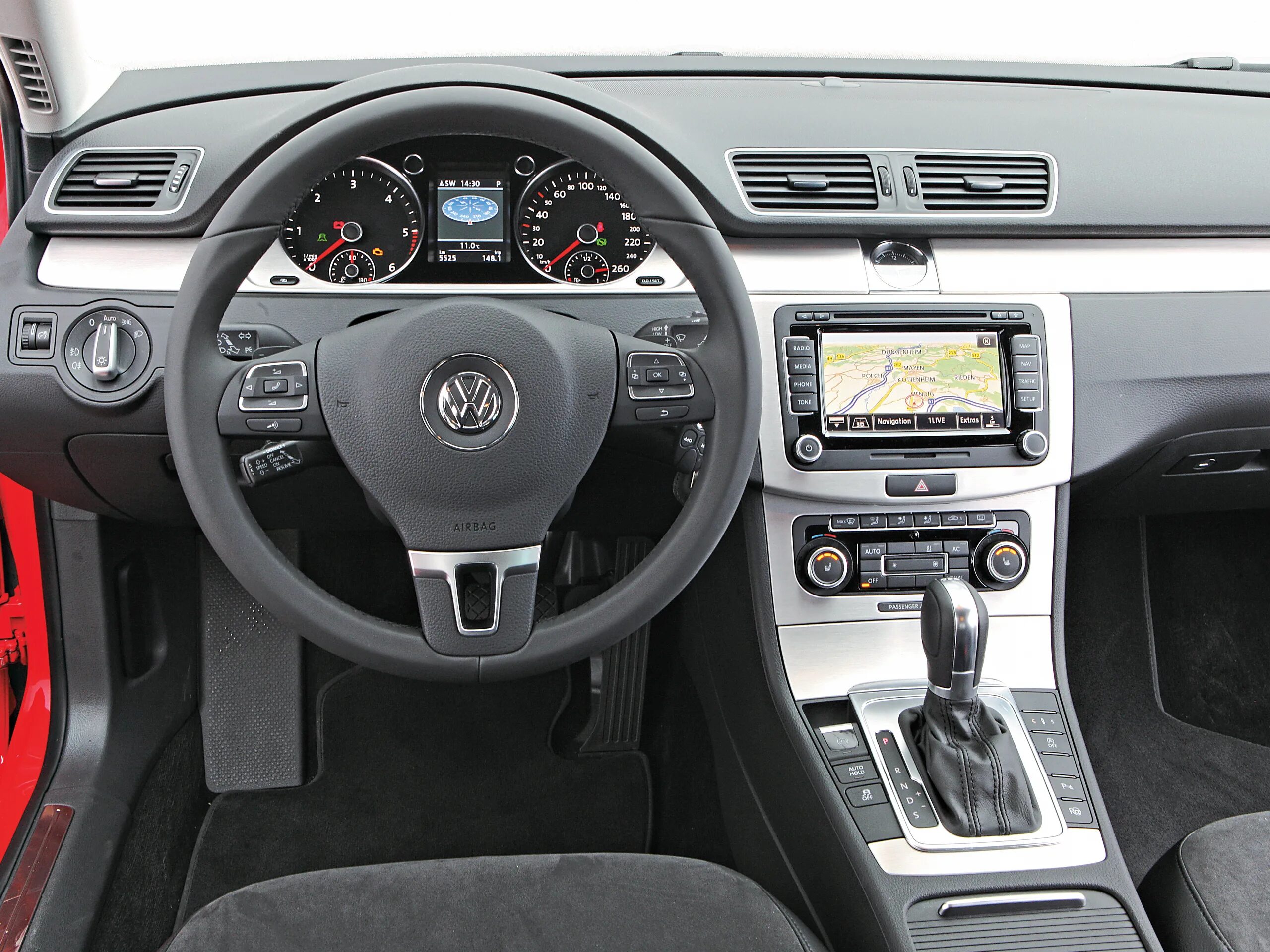 Vw b6 2.0. Volkswagen Passat b6 2.0 TDI 2009. Volkswagen Passat b7 TDI. Volkswagen Passat b6 2010 2.0 TDI. Фольксваген Пассат б6 2.0 салон.