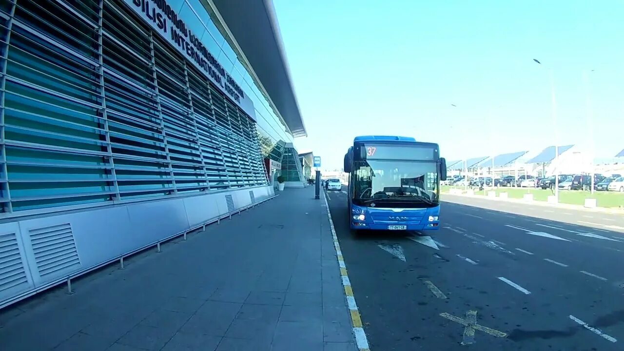 Bus batumi airport logo. Автобус аэропорт батуми. Грузинский автобус. Omnibus батуми. Аэропорт грузии батуми.