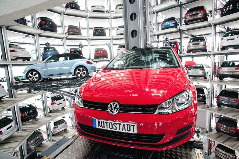 Volkswagen немецкий. Автоштадт Volkswagen. Volkswagen Германия. Германия завод VW. Завод Фольксваген в Германии.