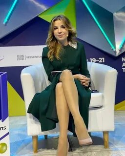 Телеведущие ноги