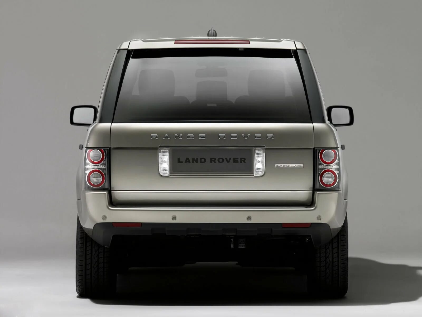 Рендж Ровер 3. Land Rover 2010.