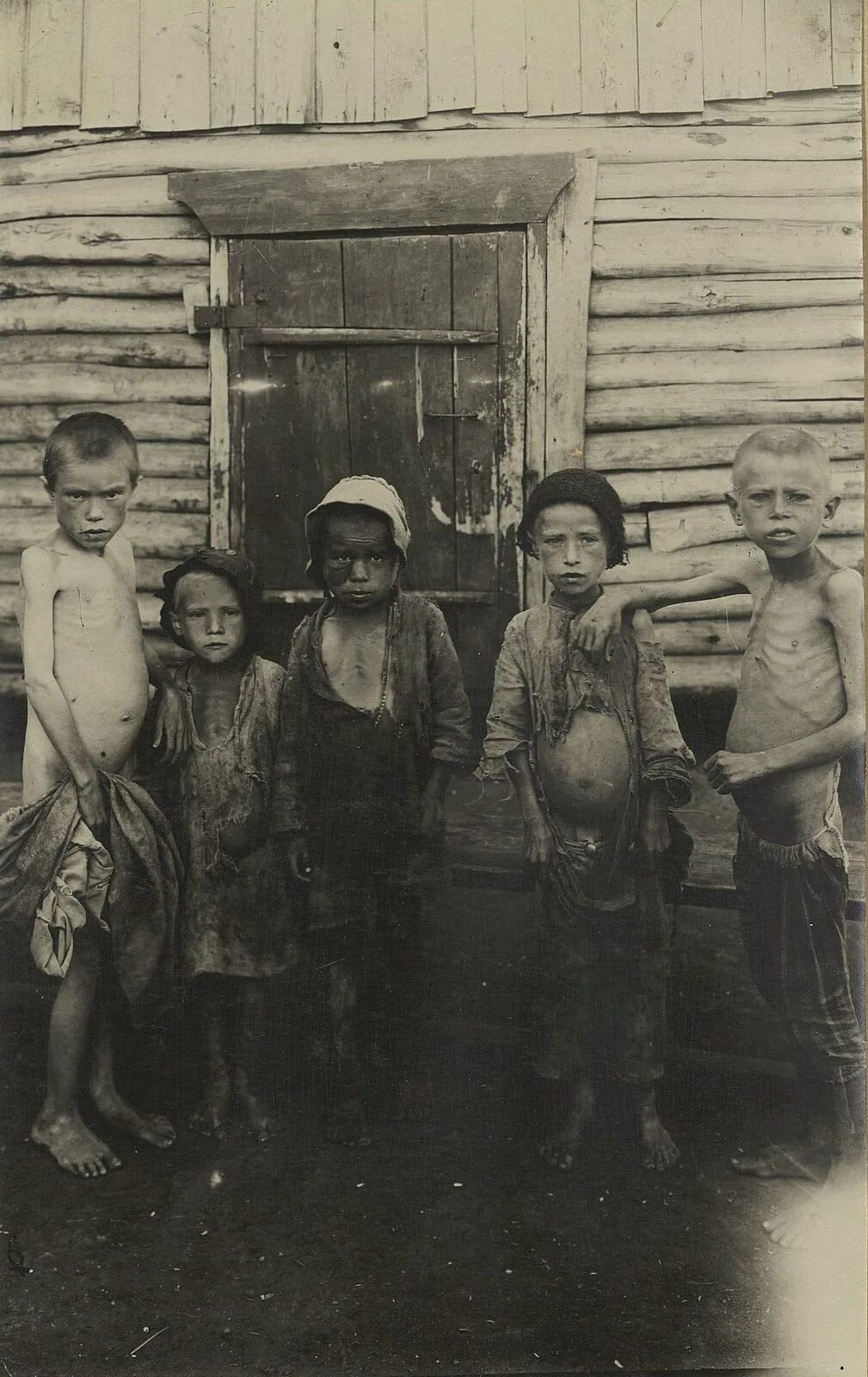 Голод 20 годов. Дети голод в Поволжье 1921-1922. Голод в Поволжье 1921-1922 Бузулук. Голод в Поволжье 1921-1922 фото.