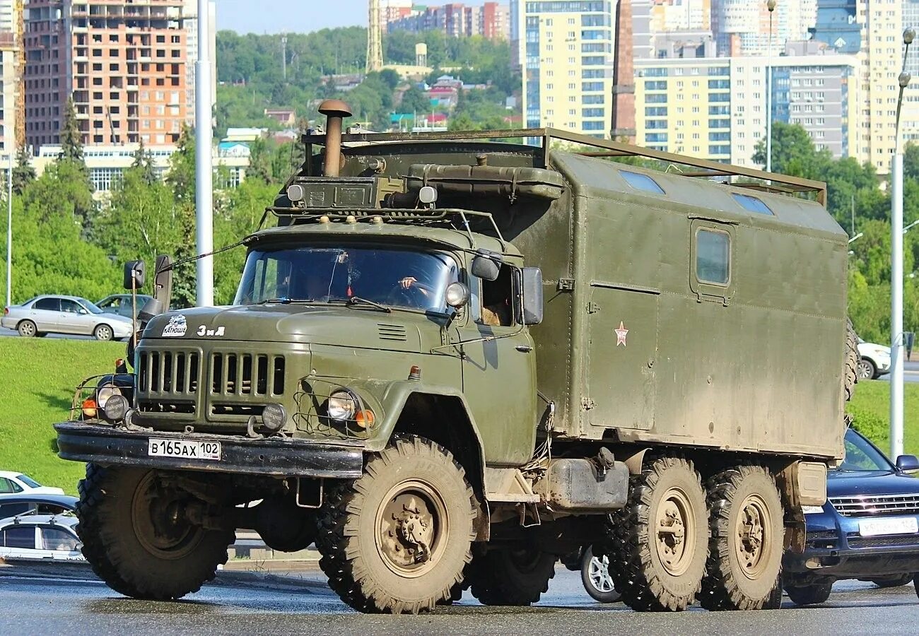 Грузовик зил 131 армейский. Зил 131 армейский. Грузовик зил 131. Зил 131 армейский. Зил 131 армейский бортовой.