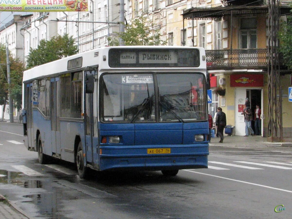 Рыбинский автобус. МАЗ 104 Рыбинск. Старые автобусы Рыбинск. Рыбинск общественный транспорт. Автобус Рыбинск СССР.