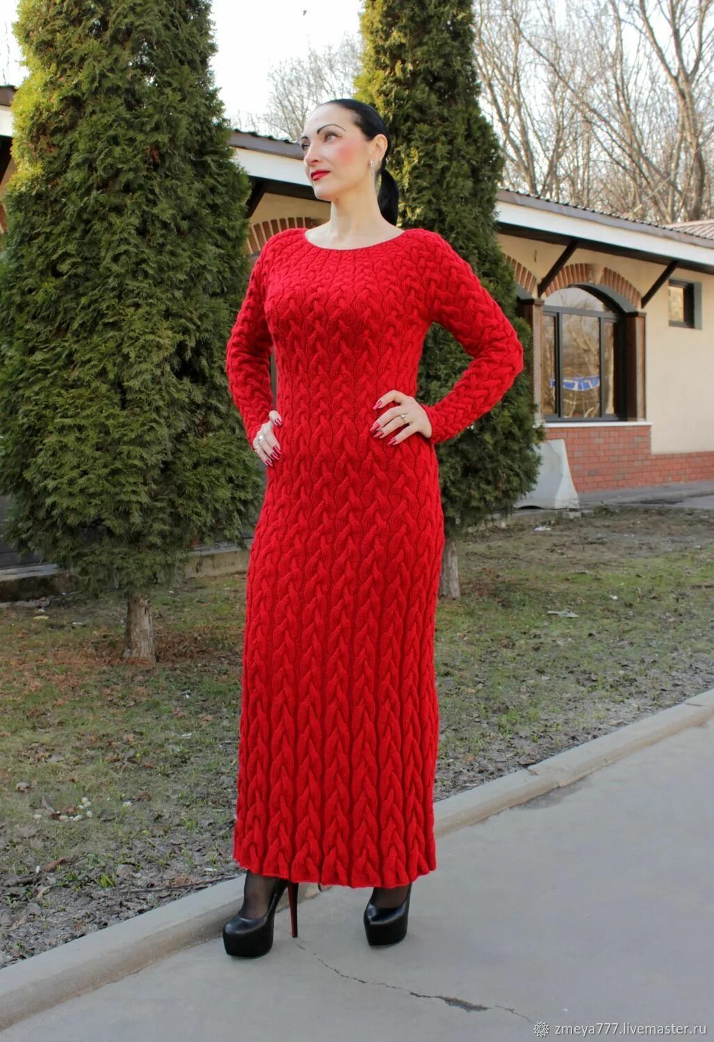 Kleid mit Zöpfen Knit dress pattern, Pattern dress women, Cable knit sweater dre