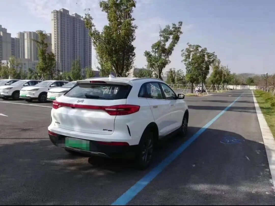 Электромобиль byvin electric car интерьер. Weltmeister 2021 электромобиль. Wuling hongguang mini ev. Электромобиль на китайском. Электромобили tang hua.