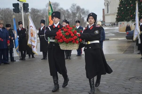 Атаман новочеркасск демченко. Казачий атаман новочеркасска заброда. Атаман новочеркасск. Казак на стене. День памяти атамана платова новочеркасск.