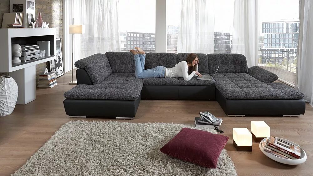 Обзор лучших диванов. Красивые диваны для гостиной. Большие диваны для гостиной. Удобный диван в гостиную. Современный угловой диван в гостиную.