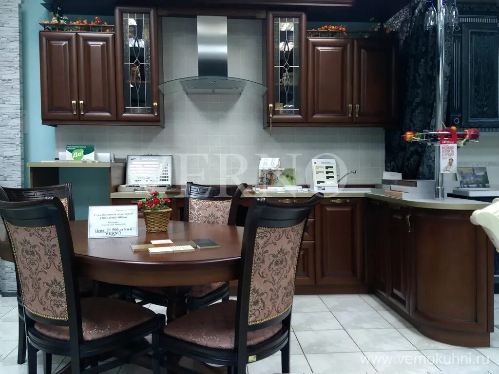 Кухни массив "джоконда". Кухонная мебель в миасском. Кухня миасс мебель. Кухня миасс мебель. Кухонные гарнитуры лорена классика.