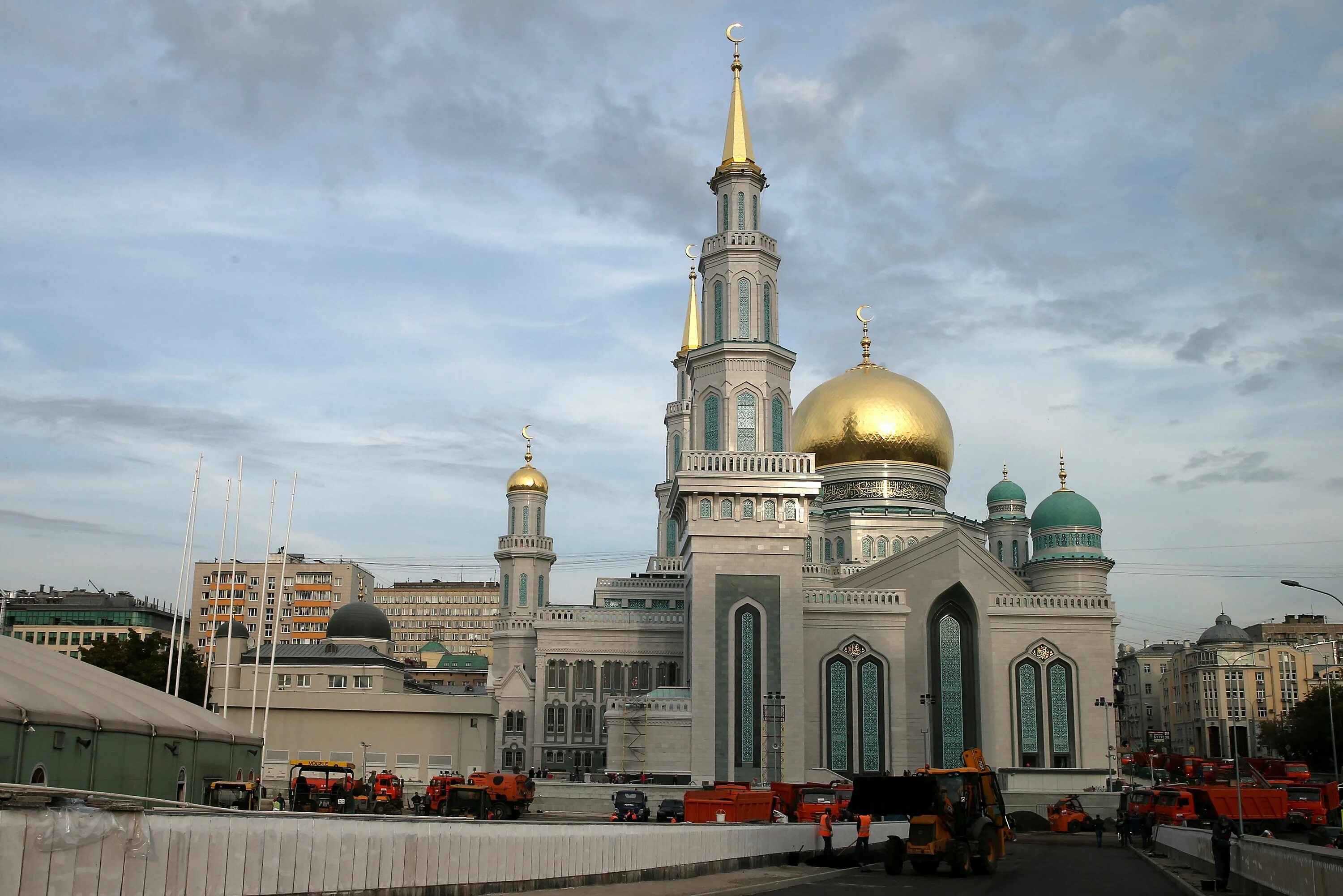 Мечети москвы фото. Московская Соборная мечеть. Минарет Московской Соборной мечети. Московская Соборная мечеть до реконструкции.