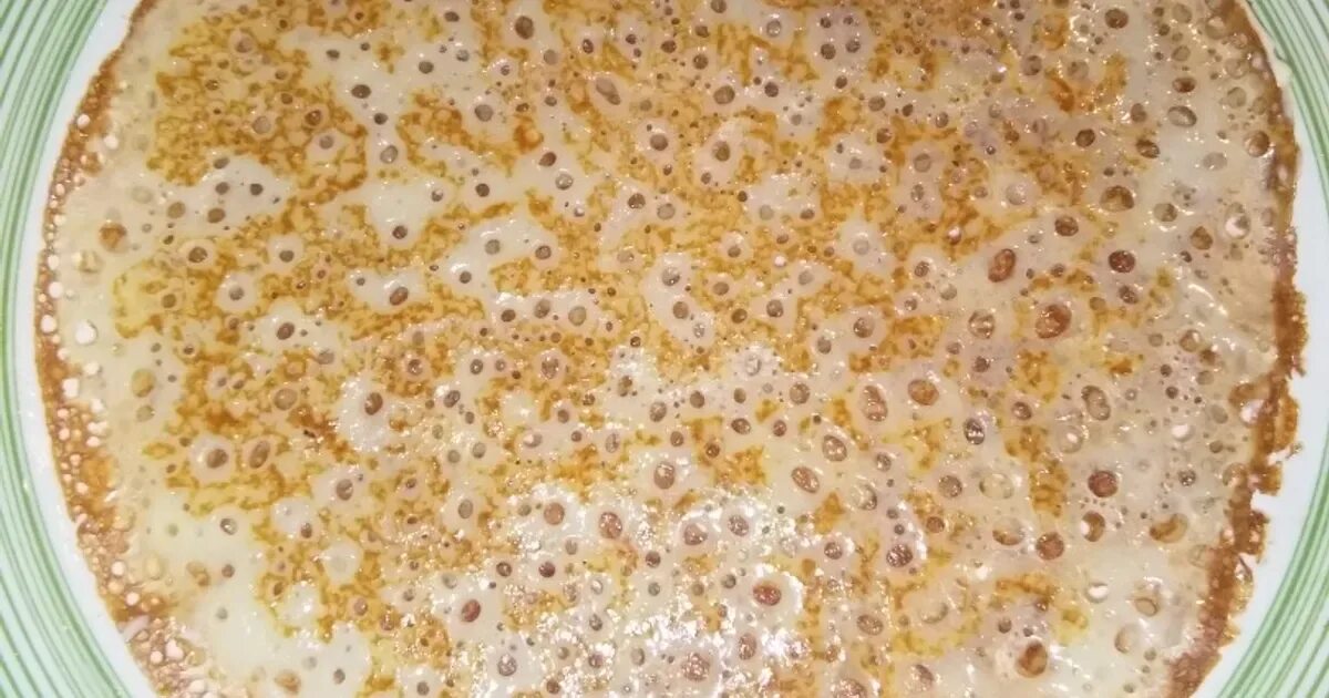 Блинчики с кефира с кипятком тонкие дырочками. Ажурные блины на кефире с кипятком с дырочками. Заварные блинчики на кефире. Блинчики на кефире. Тонкие ажурные блинчики на кефире и кипятке.