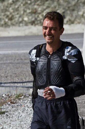 Каскадер фильм. Андрей кудельский каскадер. Постановщик трюков олег василюк. Каскадер захаренко википедия. Каскадер джон бернекер.