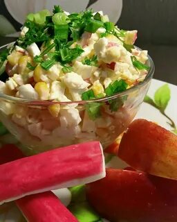 Крабовый с яблоком