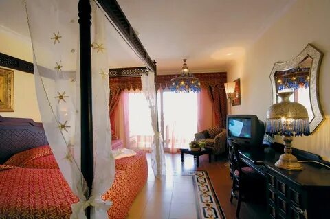 Domina harem hotel