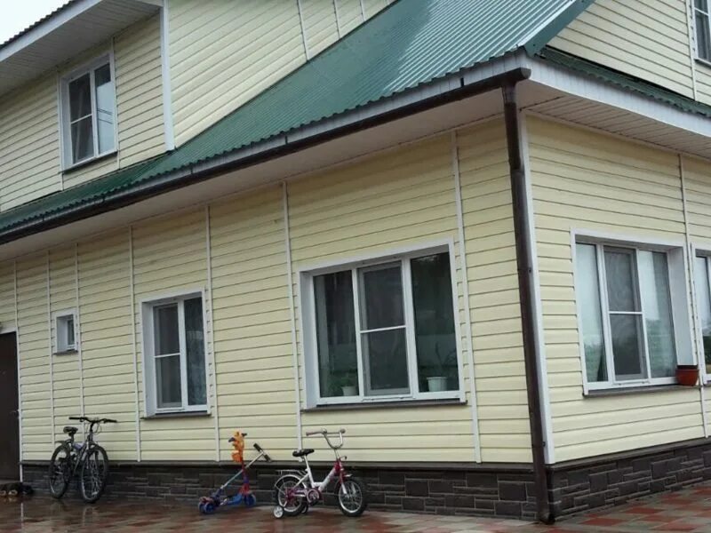 19 магазин бежецк. Продай бежецк. Бежецк недвижимость. Бежецк ул кузнецова д 20 фото дома. Бежецк дома.