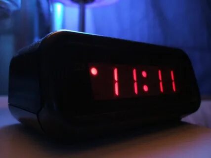 1111 на часах в любви