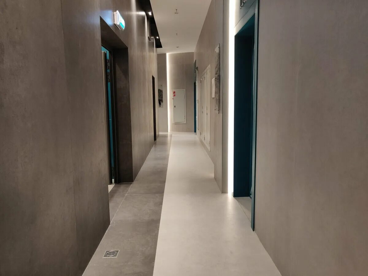 Барнаул ул 1905 года столичный. Входная группа вестибюля. Под столичный. Жк столичный барнаул. Улица поляны 5ак1.