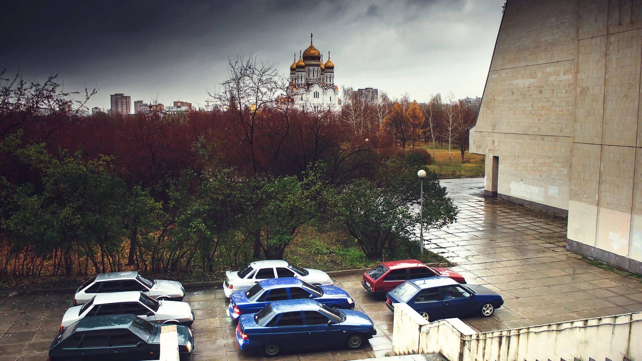 Бугатти франция. Машина рабочий москва. Mercedes benz s63 amg. Оценщик автомобилей. Volga-v12-coupe-2001.