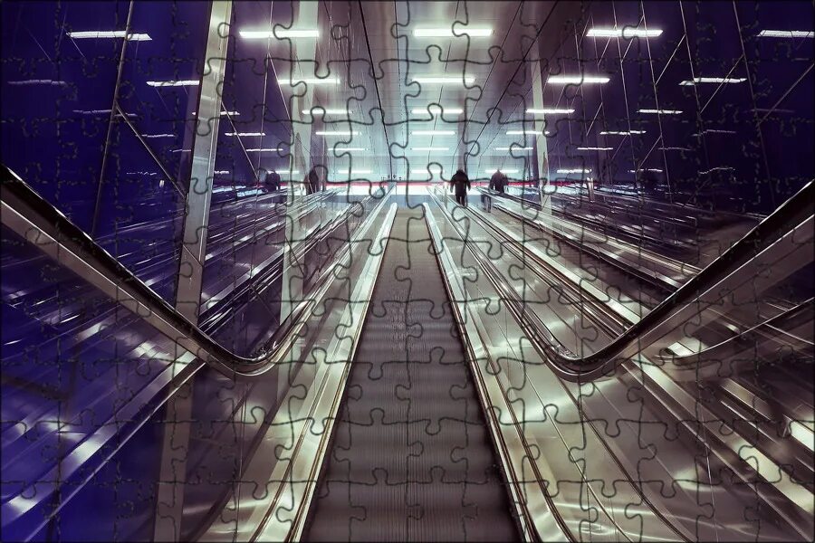 Включи современную станцию. Метро Новосибирск эскалатор. Авиамоторная БКЛ эскалаторы. Ржевская станция метро эскалатор. Вокзал будущего.