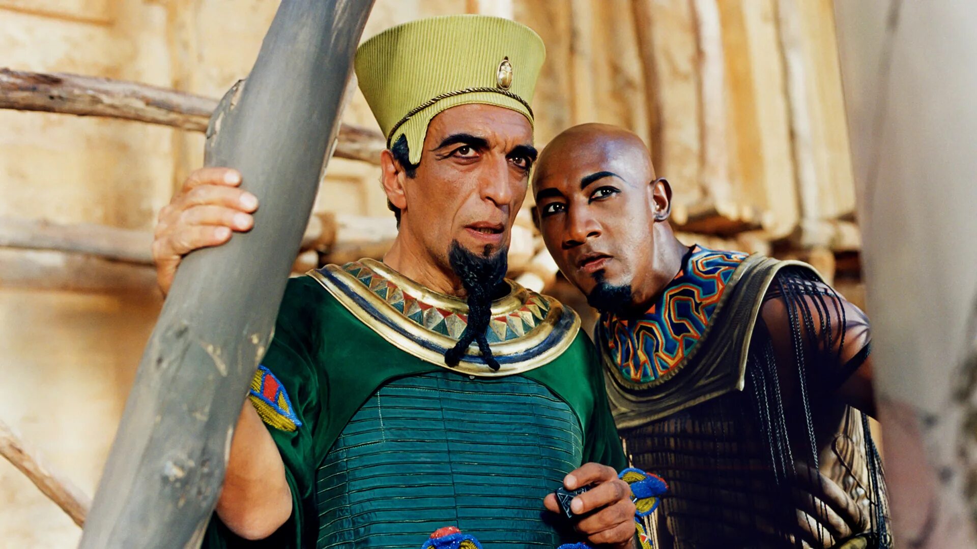 Астерикс и обеликс клеопатра. Астерикс и обеликс миссия клеопатра. Астерикс и обеликс миссия клеопатра 2002. Астерикс и обеликс миссия клеопатра. Астерикс и обеликс миссия клеопатра.