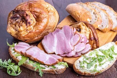 Рулька варено копченая