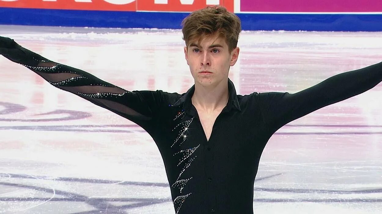 Каким видом спорта занимался петелин