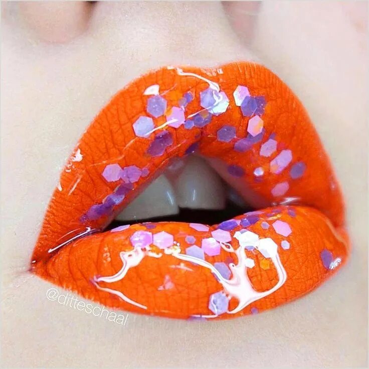 Оранжевые губы. Оранжевые губы. Lime crime lipstick - coquette. Желтые губы. Orange lips.