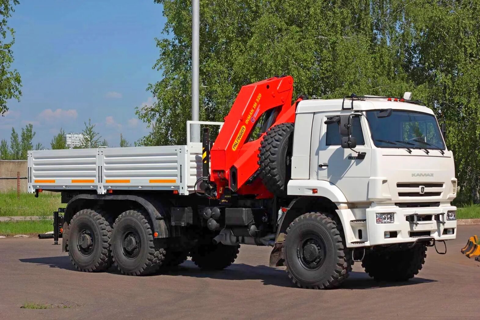 КАМАЗ 43118 С КМУ. КАМАЗ 43118-50 С КМУ. КАМАЗ 43118 С КМУ im-320. КАМАЗ 43118 бортовой с КМУ.