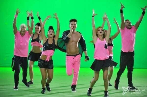 Танцевальный коллектив лазарева. Сергей лазарев тейк ит оф. Лазарев take it off. Сергей лазарев take it off. Тейк ит оф.