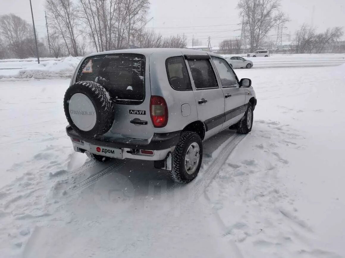 Дром шеви. Chevrolet Niva 2003. Нива Шевроле 2003 года бу. Нива Шевроле дром Хакасия. Дром Кызыл Нива Шевроле.