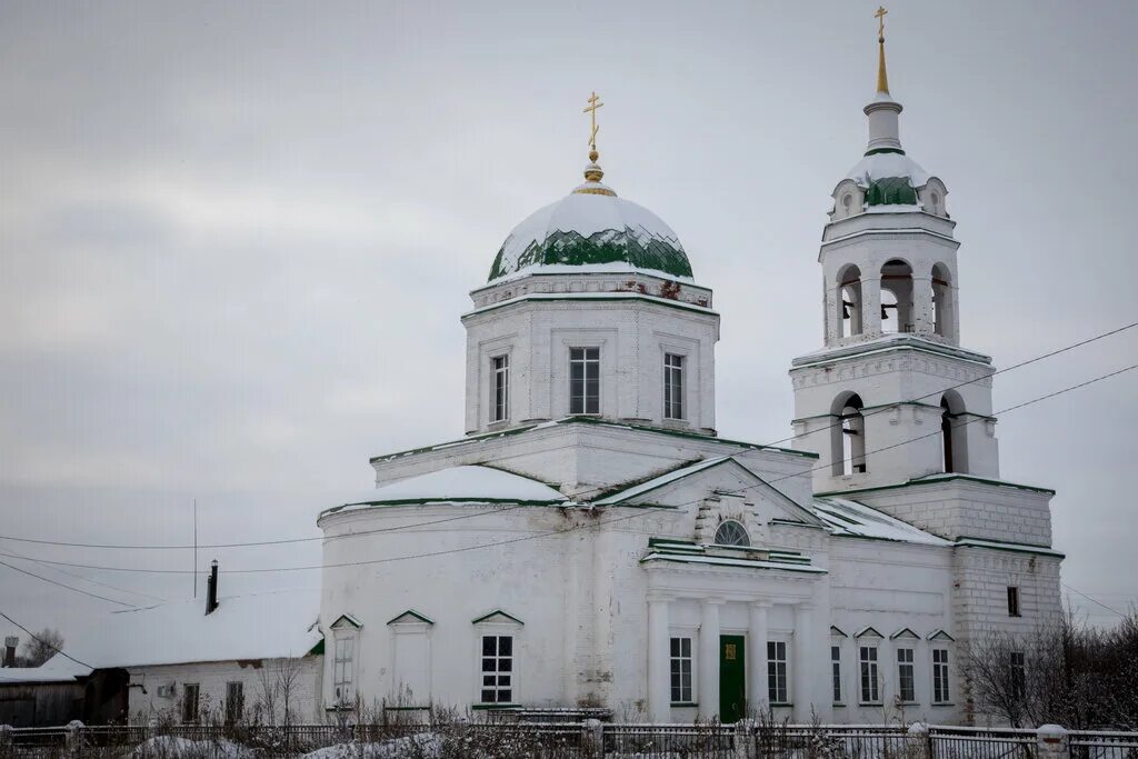 Завьялово население. Храм Николая Чудотворца Завьялово. Храм села Завьялово. Село Завьялово Удмуртская Республика. Храм святителя Николая Чудотворца с. Завьялово.