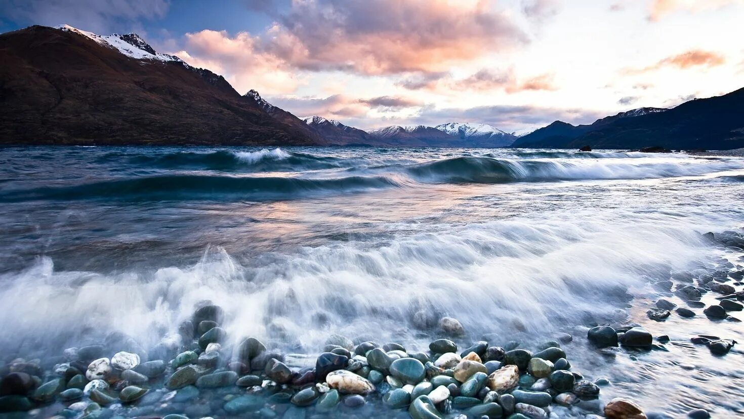 Природа море. Море и горы. Пейзаж море. Красивые морские пейзажи.