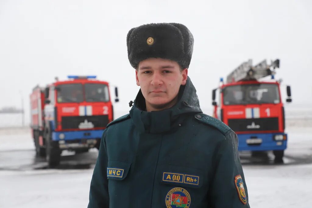 Имена спасателей. Юные спасатели мчс. юные спасатели рождество фировский. имена спасателей из города октябрьский башкортостан. фото и имена спасателей которые погибли в 2010.