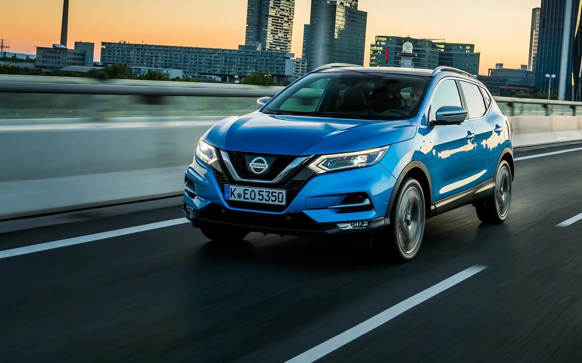 Новый ниссан кашкай 2024. Nissan Qashqai 2024. Nissan Qashqai 2021 синий металлик. Ниссан Кашкай 2024 голубой. Ниссан Кашкай 2016 синий.