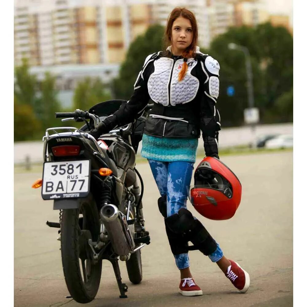 Можно ли беременным ездить на мотоцикле. Кататься на мотоцикле. катаемся на байках. одежда для езды на мотоцикле. касаются на мотоциклах.
