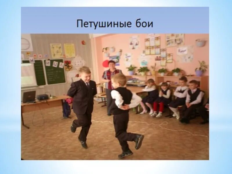 Петушиные бои на масленицу. Петушиные бои на масленицу. Петушиные бои на масленицу музыка. Петушиные бои в древней греции. Петушиные бои на масленицу музыка.