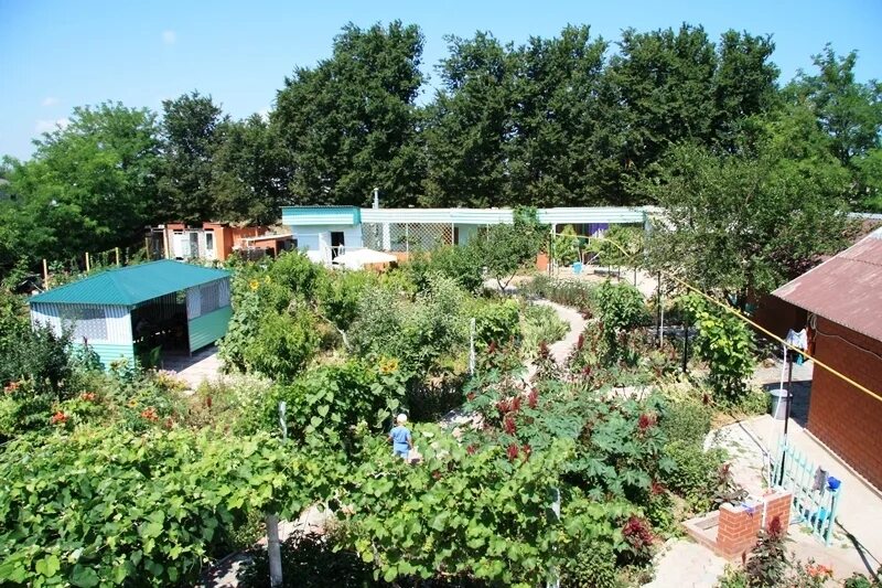 Приморский переулок 6 кучугуры. Кучугуры продам. Кучугуры краснодарский край недвижимость. Кучугуры зеленая 22. Дом в кучугурах.