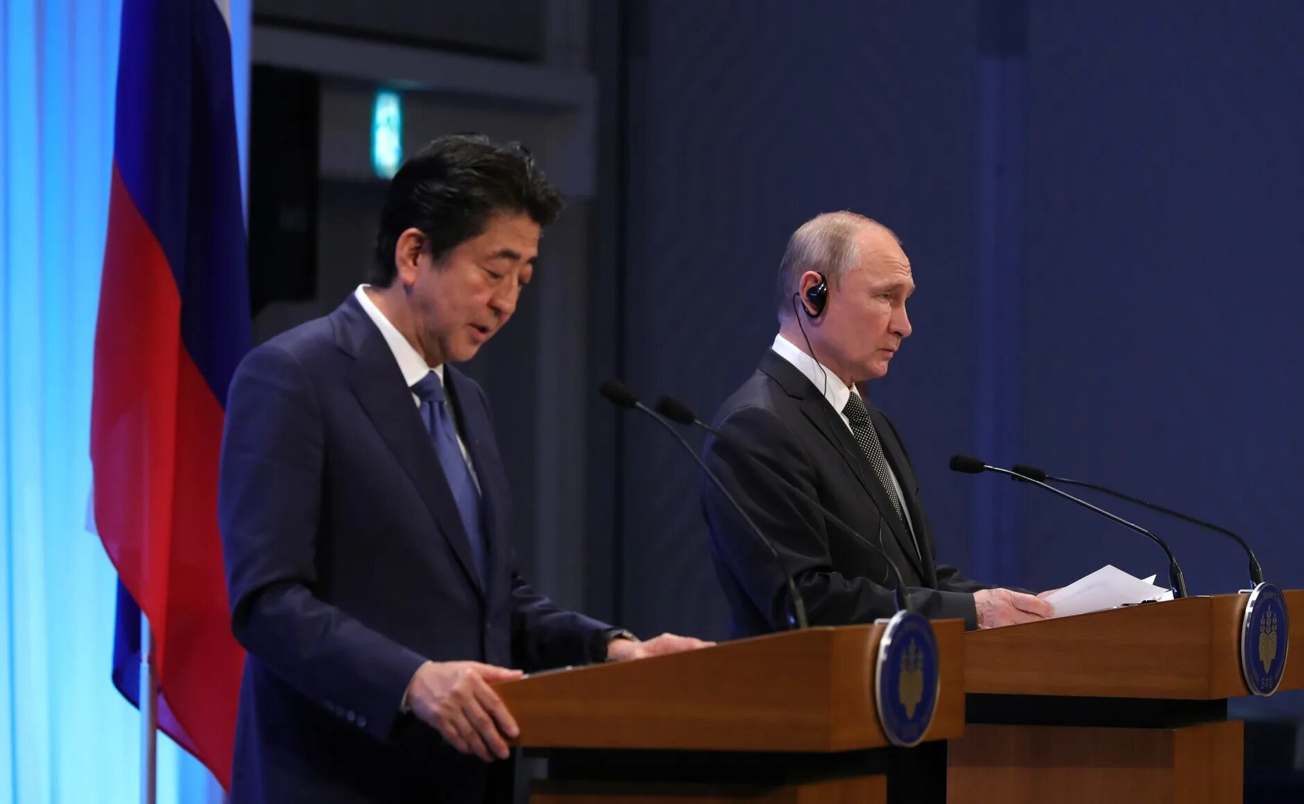 Премьер министр Японии 2019. Премьер министр Японии на ВЭФ. Переговоры россии и японии