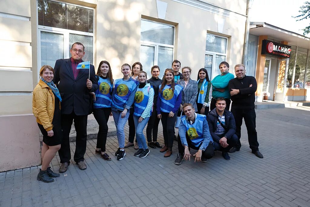 волонтеры таганрога. волонтеры таганрога. таганрог день физкультурника 2022. волонтеры таганрога. красный десант пвр.