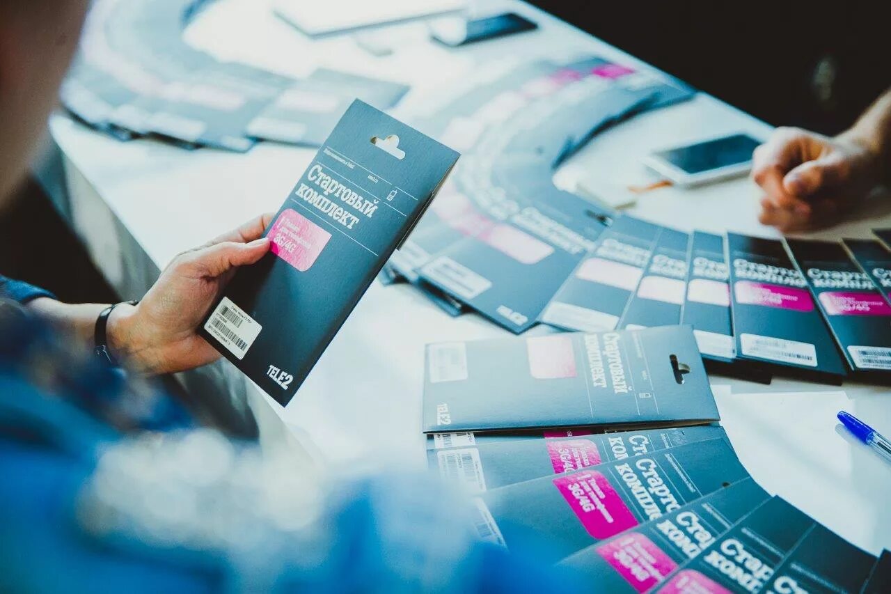 Q tele2 tariffs. Теле2 ютуб. тимошин теле2. tele2 запустил новую мультиподписку mixx.. теле2 обманывает клиентов с бесплатным ютубом.