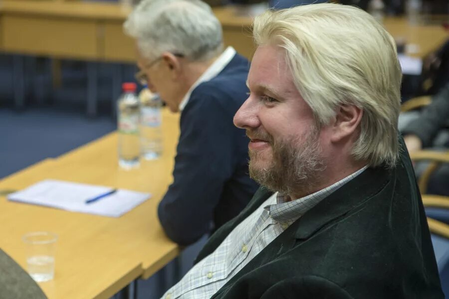 жарков политолог