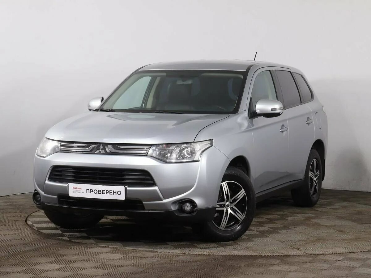 Mitsubishi Outlander 2012. Mitsubishi Outlander III 2.0 4wd. Митсубиси Аутлендер 3 2012 года. Мицубиси Аутлендер 2012 года. Купить митсубиси аутлендер 2014