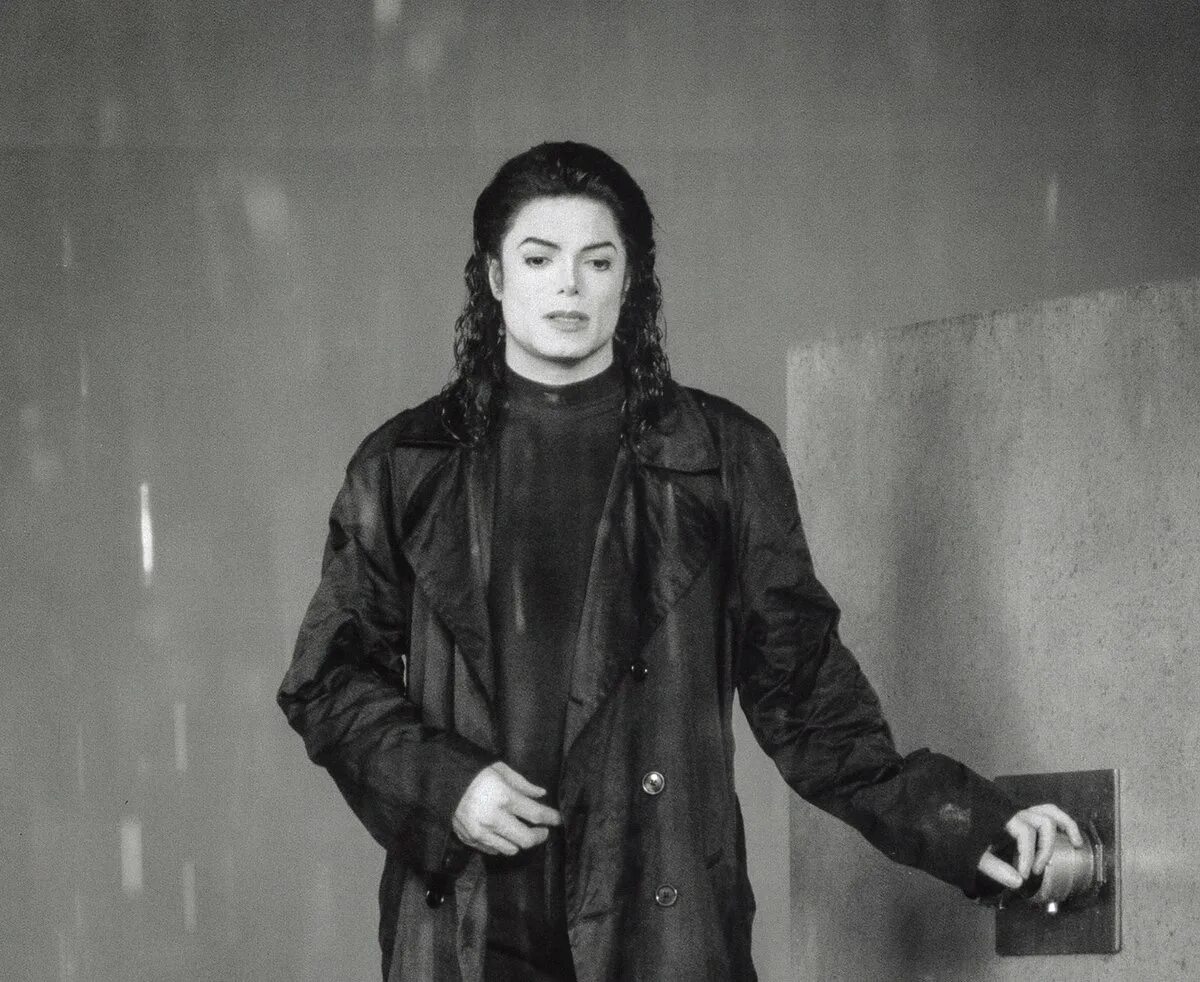 Michael Jackson stranger in Moscow. Michael Jackson 1996. Stranger in Moscow.