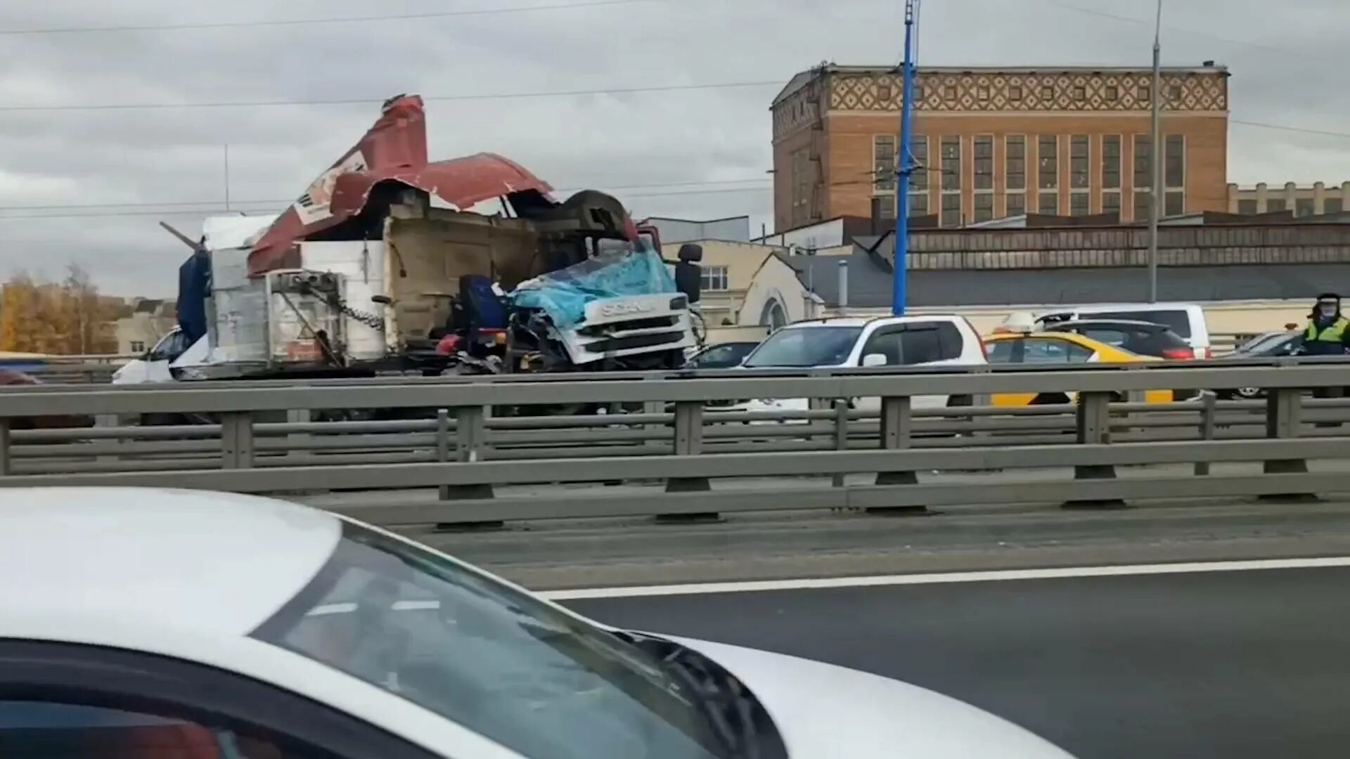 Авария на Ярославском шоссе сейчас 1 час назад. ДТП С фурой на Ярославском шоссе. Вчерашняя авария на Ярославском шоссе. ДТП на Ярославском шоссе шоссе. Авария на ярославском шоссе сегодня утром