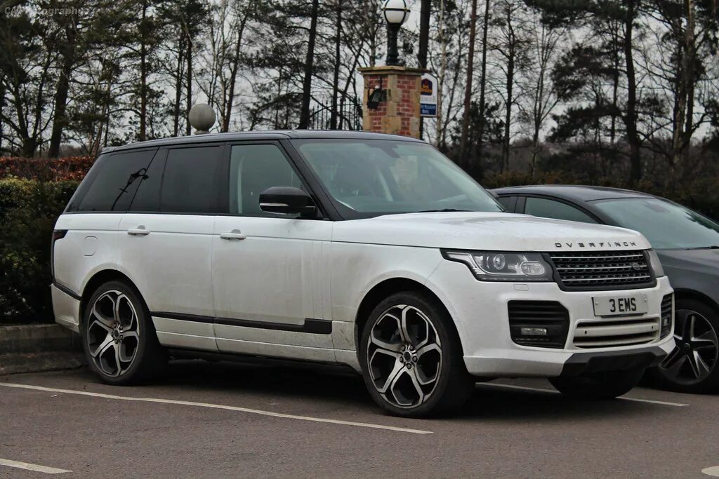 Рендж Ровер 4. Overfinch range Rover. Range Rover Vogue Overfinch. Range Rover 3 Overfinch.