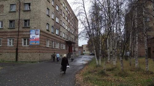 Улица горького, 5 улица горького, 5, инта, республика коми. Улица горького, 5 улица горького, 5, инта, республика коми. Горького 2 инта. Горького 17 инта. Инта улицы.