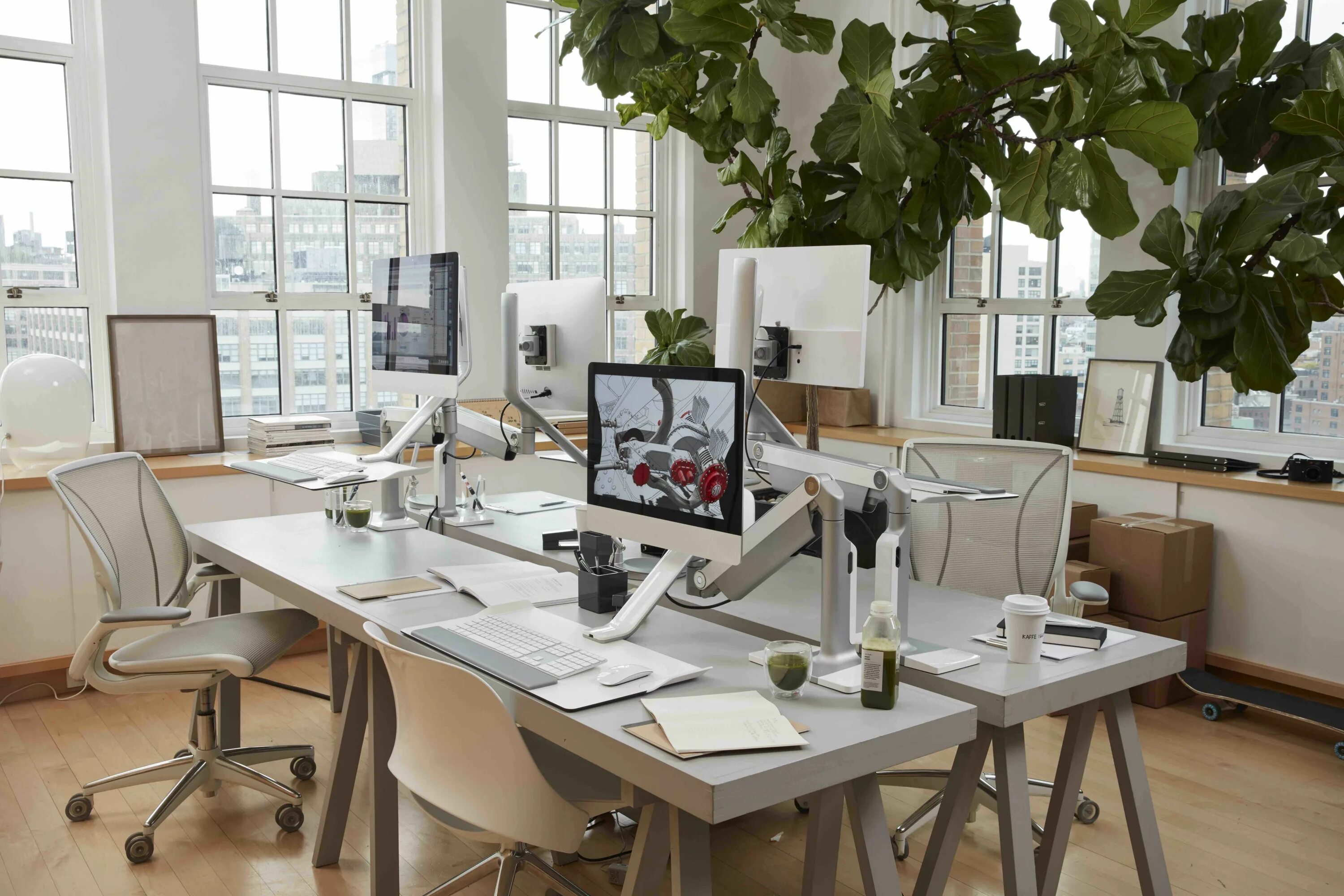 Создан на их рабочем месте. Рабочее место в офисе. Компьютер в офисе. Создан на их рабочем месте. Комфортное рабочее место в офисе.